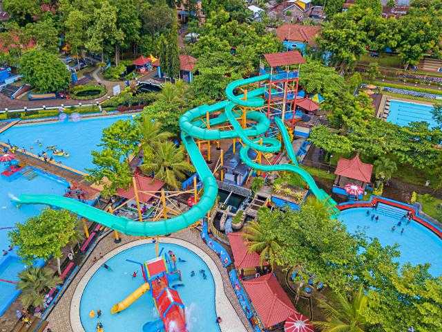 Bagi kamu yang ingin berlibur bersama keluarga, Purbalingga juga memiliki banyak tempat wisata yang ramah anak dan menyenangkan.